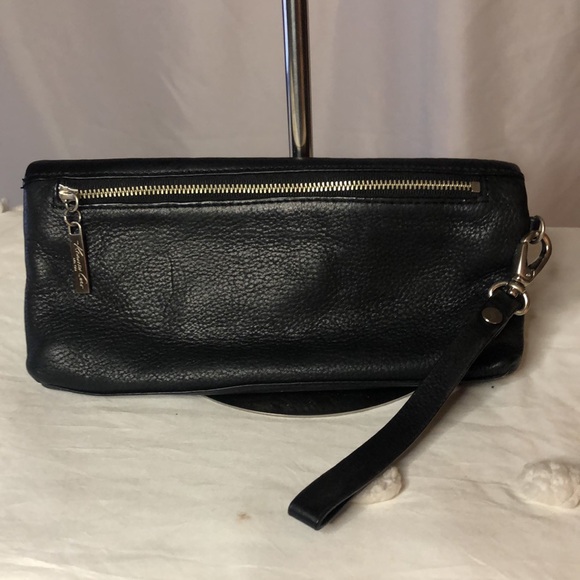 KENNETH COLE NY black pebble leather wristlet/wallet. Holds up to 6 cards. - Picture 2 of 14